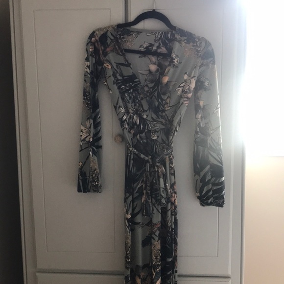 FLORAL PRINT JUMPSUIT - Picture 2 of 6